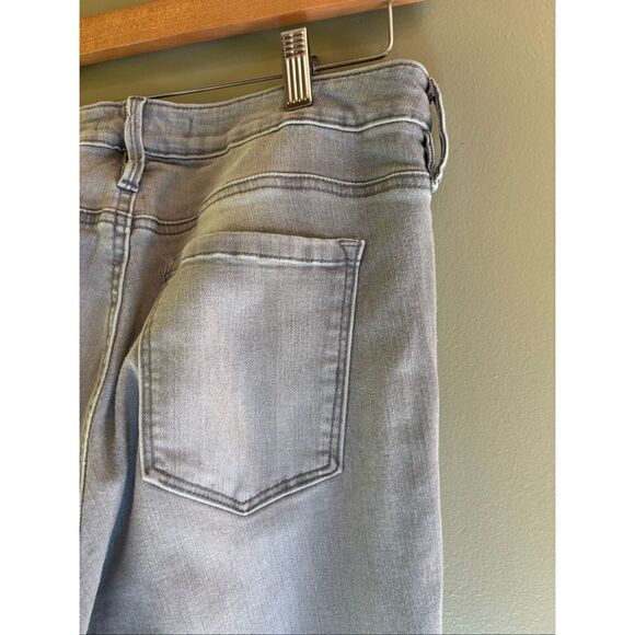 Athleta 10P grey sculptex skinny jeans - Picture 5 of 7